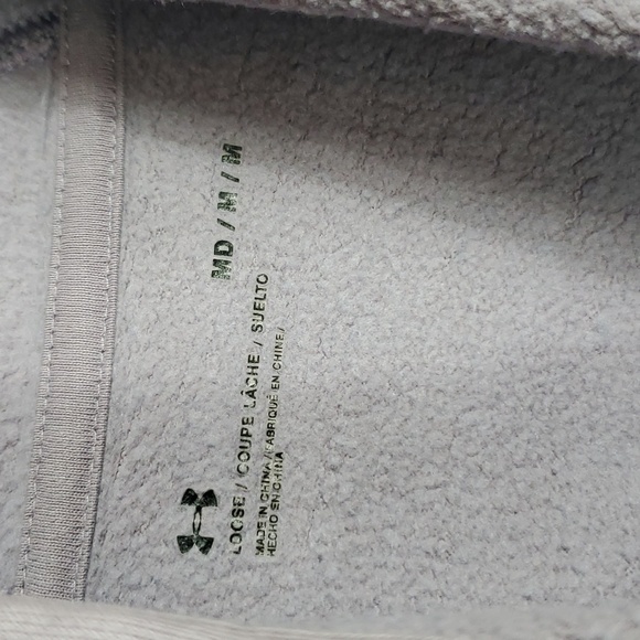 COPY - Under Armour hooded sweat shirt. - Picture 3 of 5